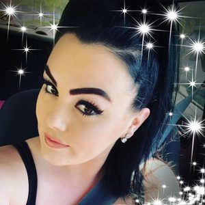 Meet your Posher, Briana